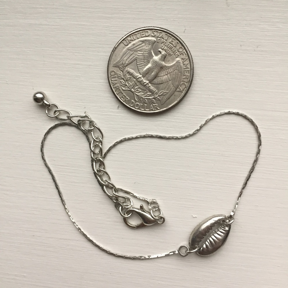 ⚜️[𝟯/$𝟭𝟴]⚜️4 Layered Silver Ankle Bracelet NEW - Picture 5 of 8